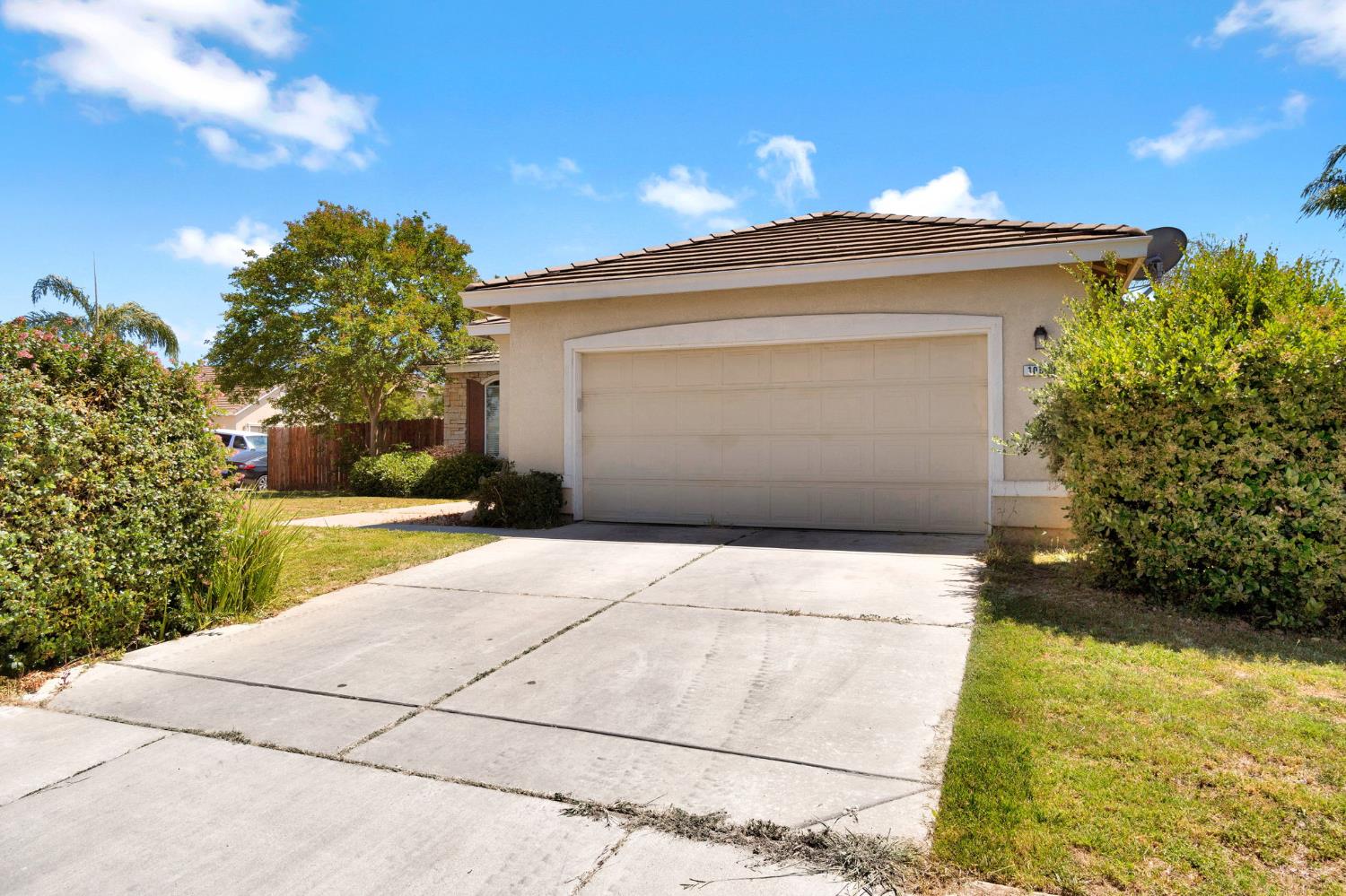 1060 San Jose Avenue - Photo 2