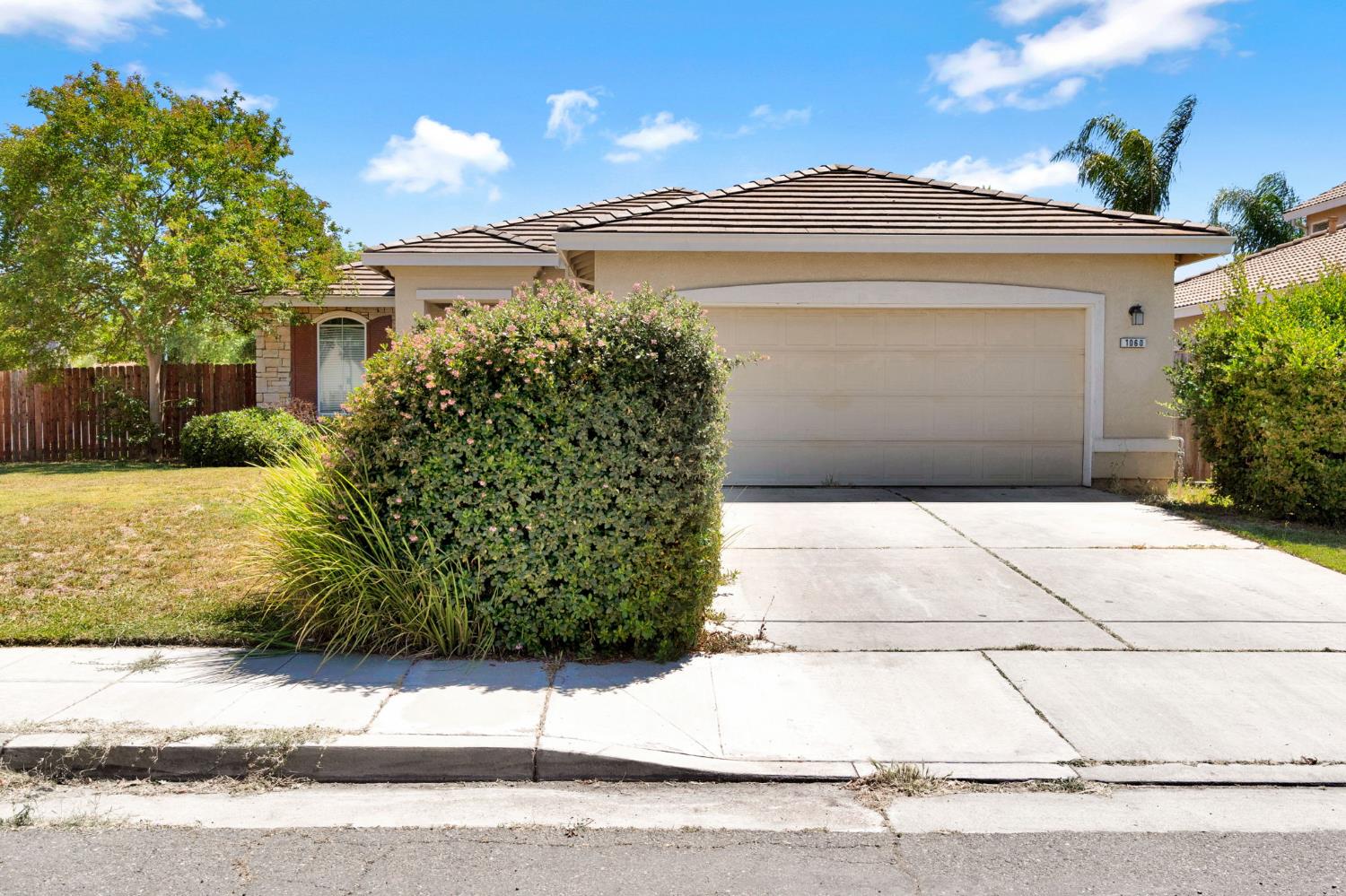 1060 San Jose Avenue - Photo 3