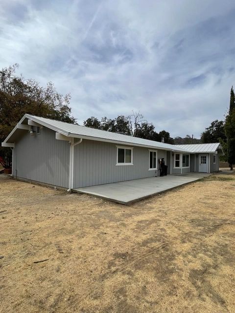 A home in Tollhouse