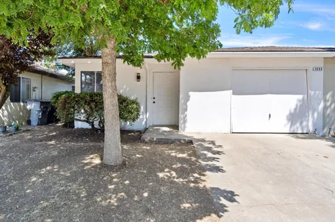5066 W Ashcroft Avenue, Fresno, CA 93722 - MLS#: 622891