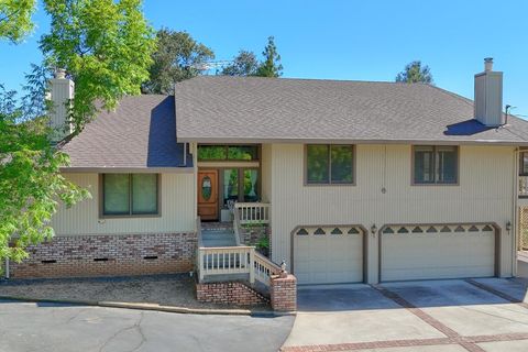 A home in Groveland