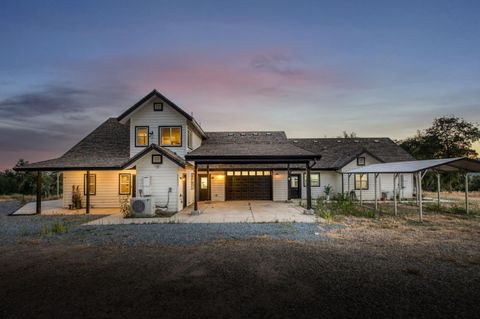 A home in North Fork