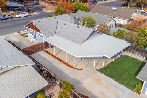 A home in Coalinga