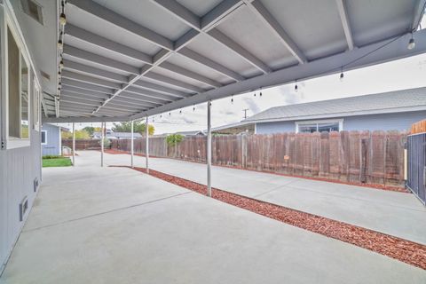 A home in Coalinga