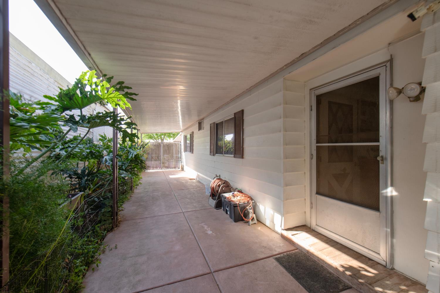 9360 N Blackstone 265 - Photo 2