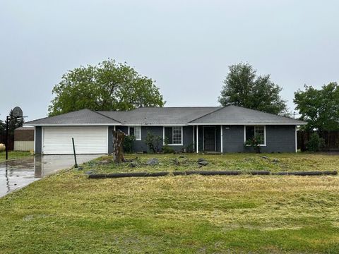 A home in Madera