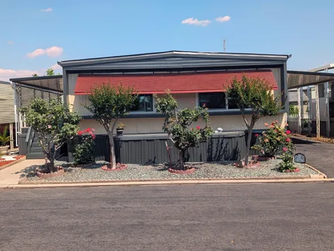 221 W Herndon Avenue Unit 166, Pinedale, CA 93650 - MLS#: 629883