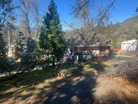 A home in North Fork