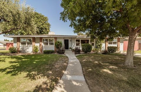 A home in Kingsburg