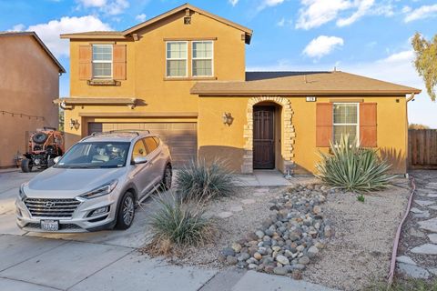 A home in Lemoore