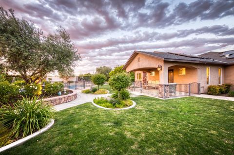 A home in Del Rey