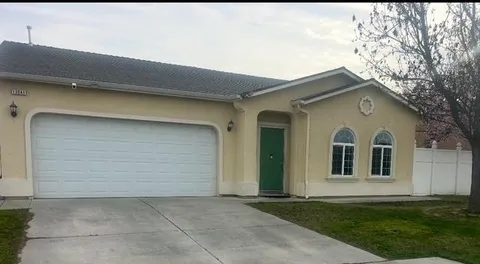 13041 Aspen Street, Parlier, CA 93648 - MLS#: 626004