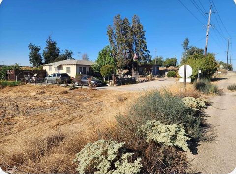 A home in Reedley