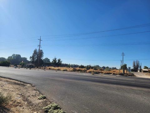 A home in Reedley