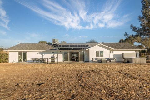 A home in Mariposa