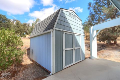 A home in Coarsegold