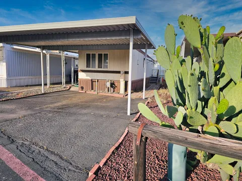 1724 Minnewawa Avenue Unit SPC 9, Clovis, CA 93612 - MLS#: 629355