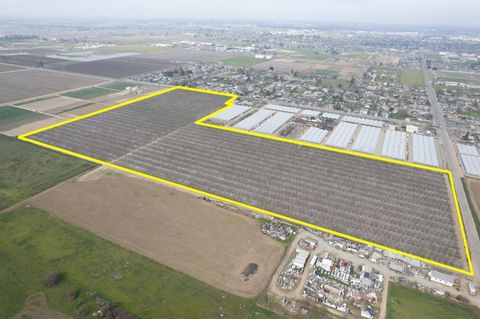 0 000 APN 328-050-37 Fresno CA 93706