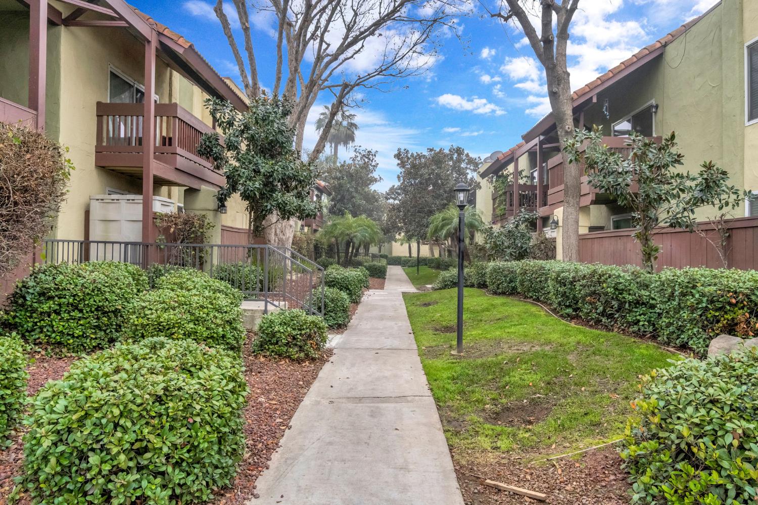 2881 Huntington Boulevard 126 - Photo 3