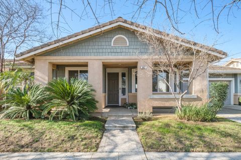 A home in Reedley