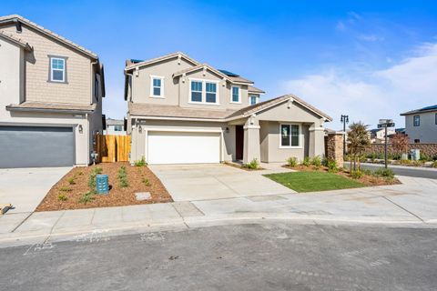 A home in Madera