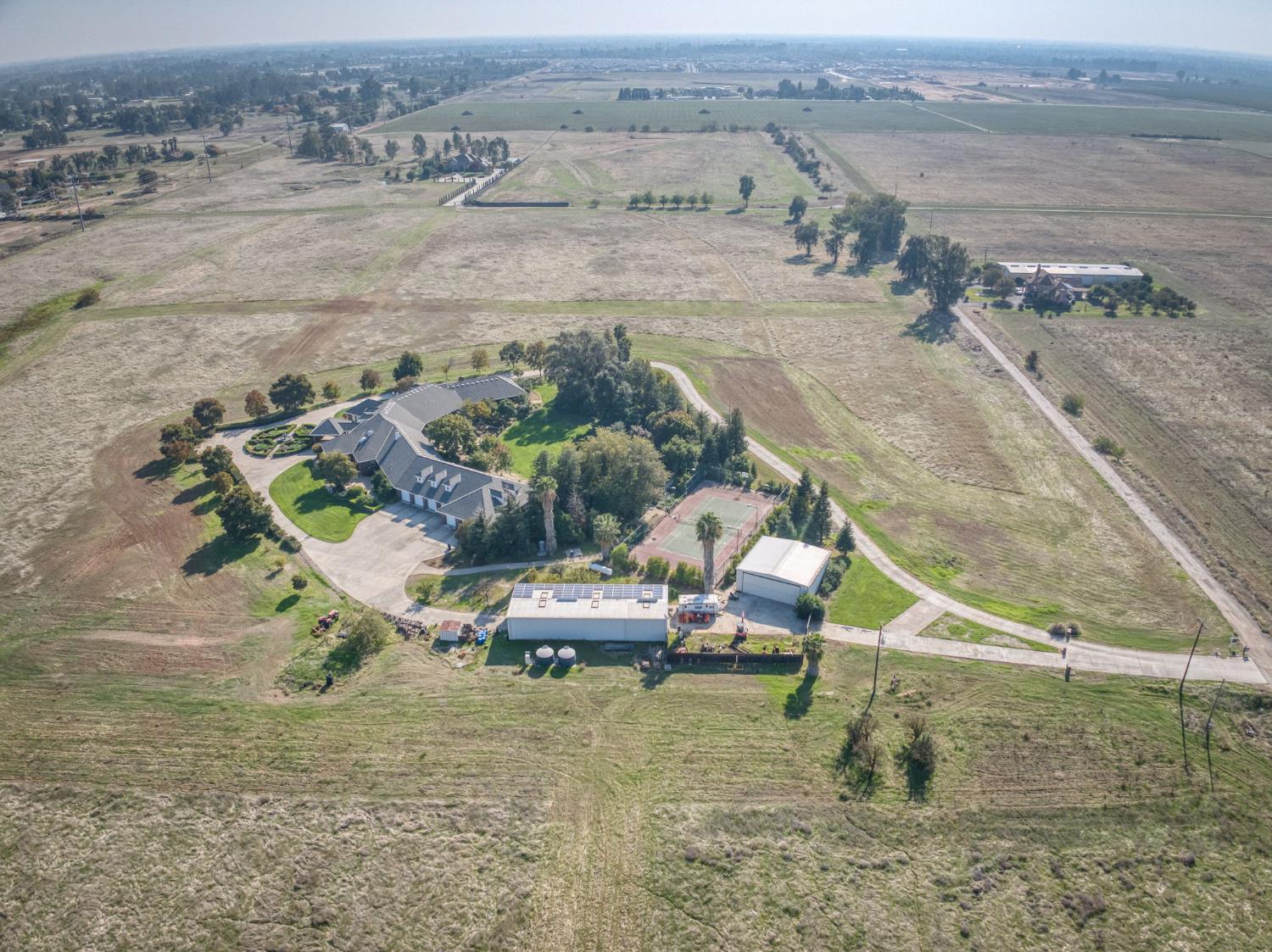 4715 E Copper Avenue