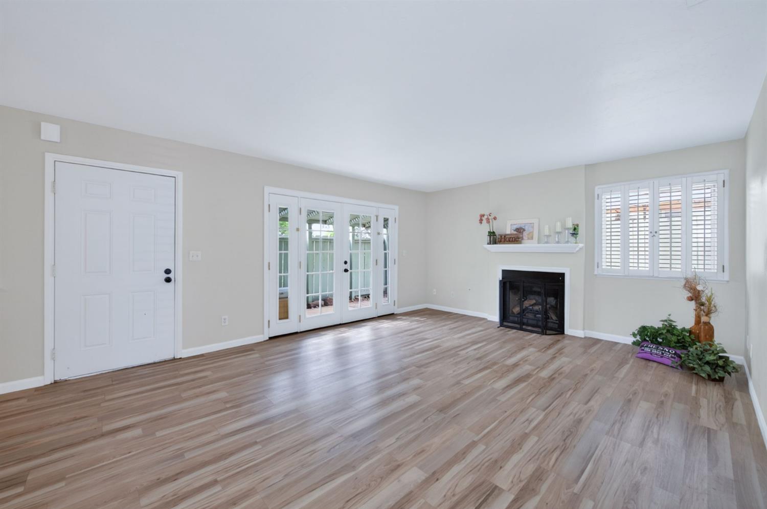297 E Bullard Avenue 134 - Photo 3