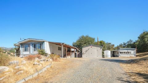 A home in Coarsegold