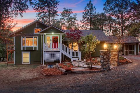 A home in Mariposa