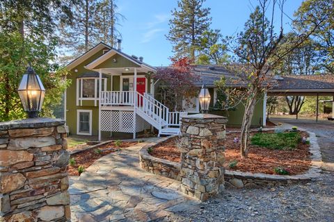 A home in Mariposa