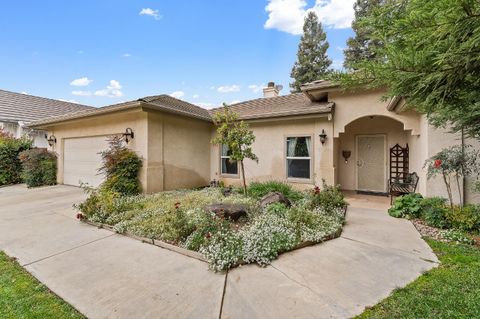 A home in Reedley