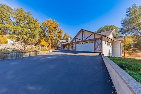 A home in Oakhurst