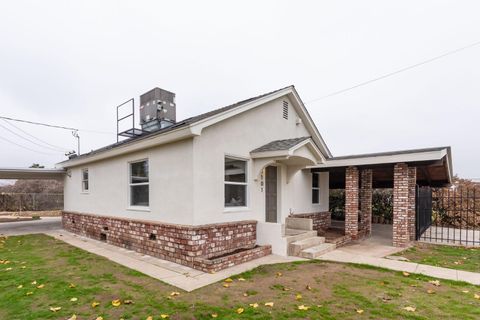 A home in Reedley