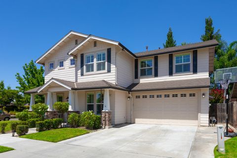 A home in Reedley