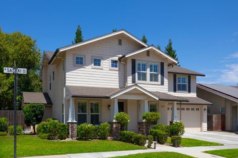 A home in Reedley