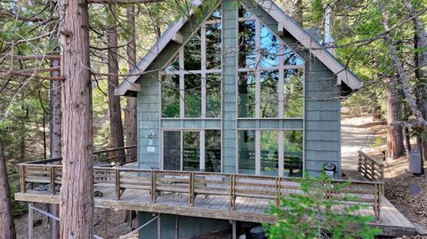 A home in Fish Camp