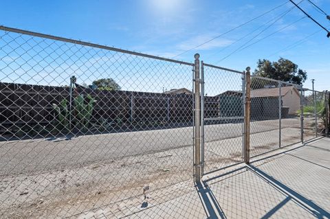 A home in Lemoore