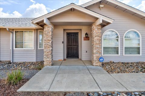 A home in Oakhurst