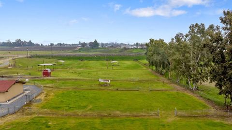 A home in Reedley