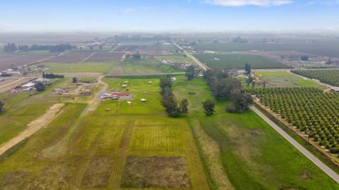 A home in Reedley