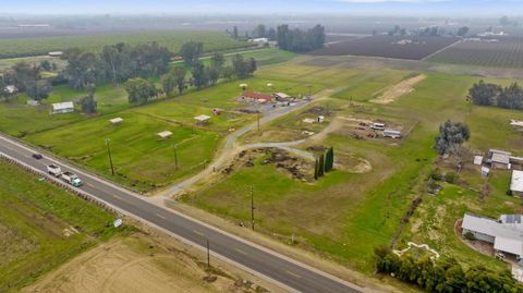 A home in Reedley