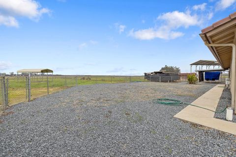 A home in Reedley