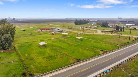 A home in Reedley