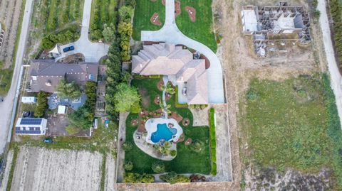listing image 49