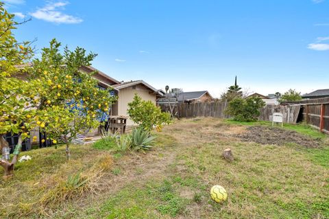 A home in Firebaugh