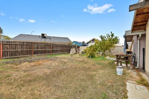 A home in Firebaugh