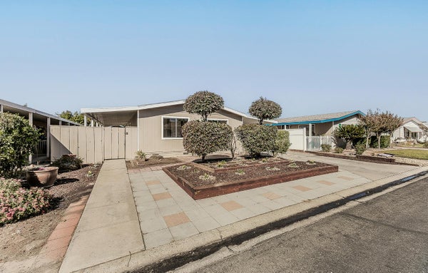 17423 BLUEWATER BAY LN, FRIANT, CA 93626 - Image 00af4e1286ce4f3e76c79fb4bf3247e0/132042192