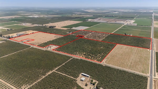 1 E CLEVELAND RD, EL NIDO, CA 95317 - Image 20f238f71f7ba93585aeeb4e488d7a3f/2571384433