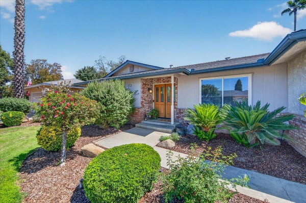 6820 N LAUREEN AVE, FRESNO, CA 93710 - Image 23fca86045117668d5f3de6c95a3f7aa/2575228532