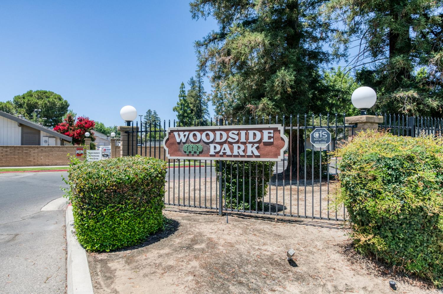 Photo 1 of 31 — 4757 N Woodrow Avenue 143, Fresno, CA 93726